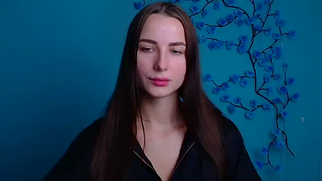 Eva Janee online show from 12/15/25, 06:52