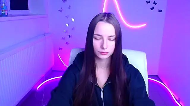 Eva Janee online show from 12/19/25, 06:38