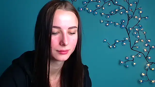 Eva Janee online show from 10/23/25, 05:39