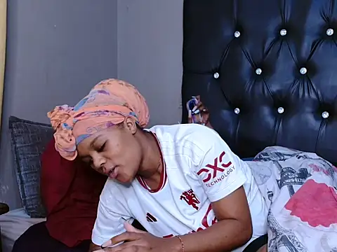 DarkDivva24 online show from 03/02/26, 01:29