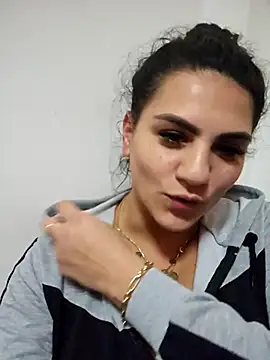 LorenneMays online show from 10/28/25, 05:23