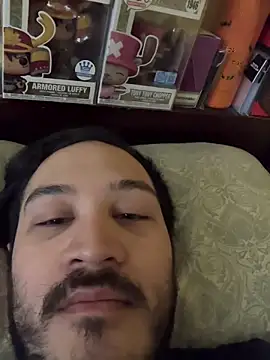 Snapshot of Sleeker99 chatting on 02/06/26, 04:58 Sleeker99 online show from 02/06/26, 04:58