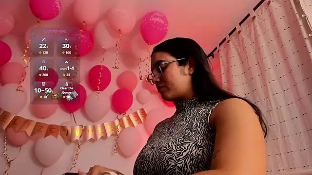 VeronicaGilss online show from 05/10/26, 12:14