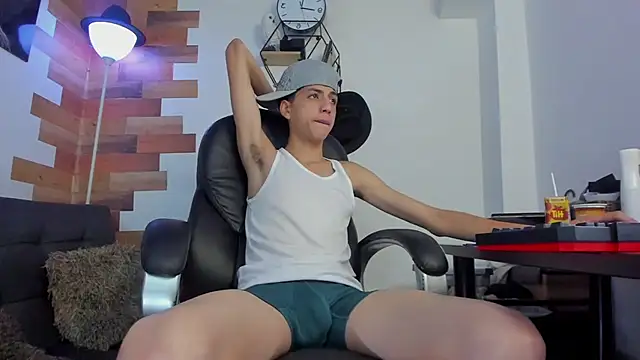 Kenbils online show from 12/04/24, 02:20