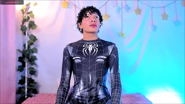 Im Alejo online show from 03/24/26, 03:06