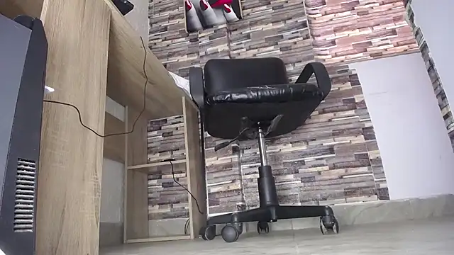 dhevora online show from 03/21/25, 02:29