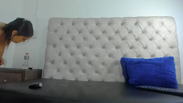 Snapshot of FernandaClar chatting on 03/13/25, 12:05 FernandaClar online show from 03/13/25, 12:05