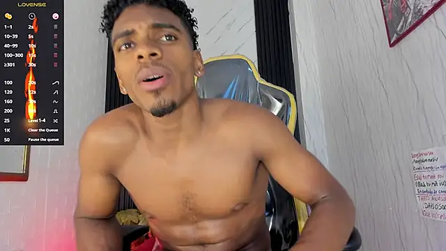 Snapshot of Jack_Muscles69_ chatting on 03/21/25, 06:49 Jack Muscles69 online show from 03/21/25, 06:49
