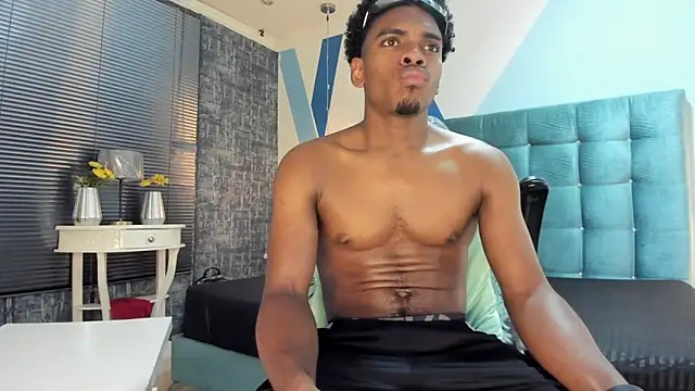 Snapshot of Jack_Muscles69_ chatting on 02/24/25, 10:03 Jack Muscles69 online show from 02/24/25, 10:03