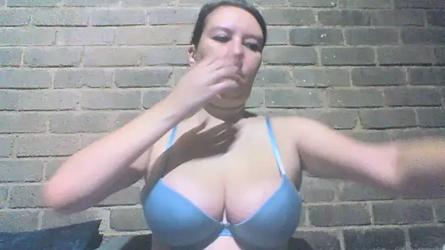 EksJouneMwah online show from 04/30/26, 07:48