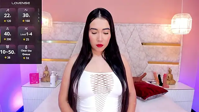 Snapshot of melany_saenz chatting on 10/29/25, 04:00 melany saenz online show from 10/29/25, 04:00