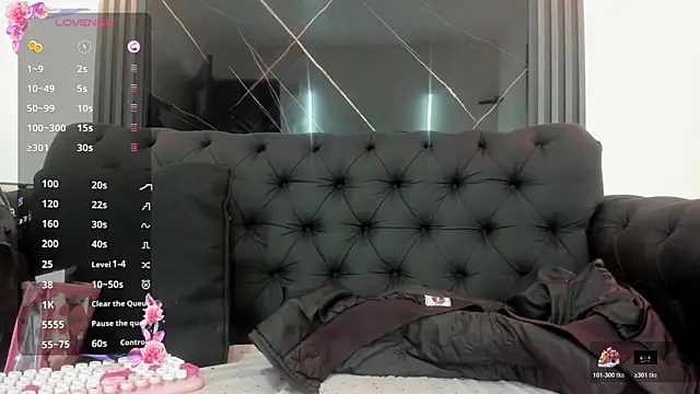 EvaaLovia1 online show from 11/03/25, 02:20