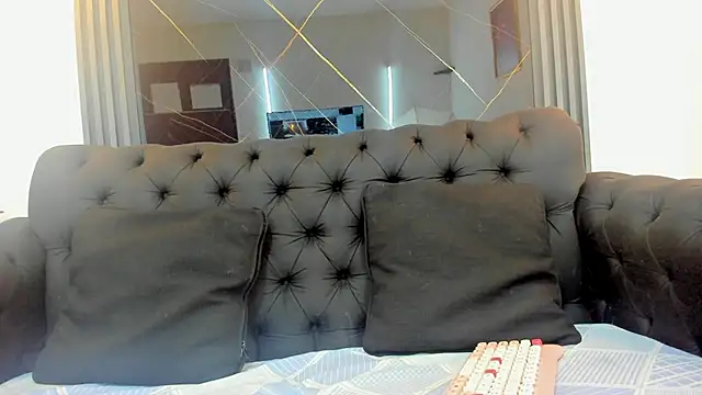 EvaaLovia1 online show from 09/29/25, 01:28