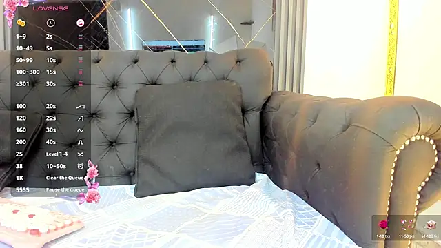 EvaaLovia1 online show from 09/26/25, 02:02