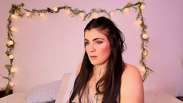 Amara vega online show from 04/14/26, 03:39