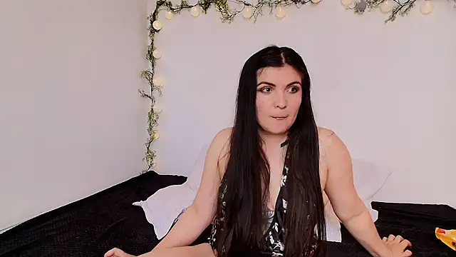 Amara vega online show from 05/24/26, 03:01