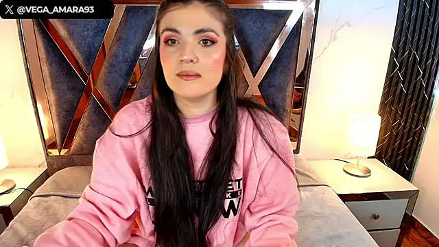 Amara vega online show from 11/18/25, 12:41