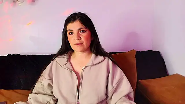 Amara vega online show from 02/17/26, 07:27