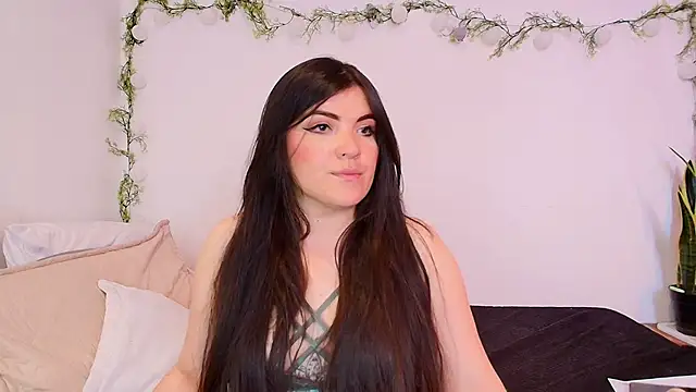 Amara vega online show from 06/01/26, 03:44