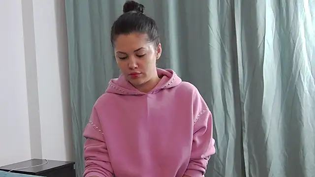 Snapshot of Nobodyforever chatting on 11/02/25, 05:18 Nobodyforever online show from 11/02/25, 05:18