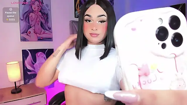 alexia mattel online show from 02/04/26, 01:39