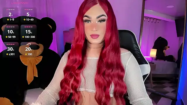 Snapshot of alexia_mattel chatting on 12/13/25, 08:15 alexia mattel online show from 12/13/25, 08:15