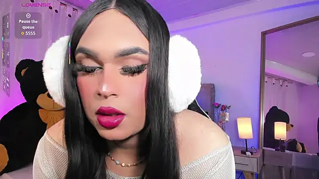 Snapshot of alexia_mattel chatting on 09/20/25, 10:26 alexia mattel online show from 09/20/25, 10:26