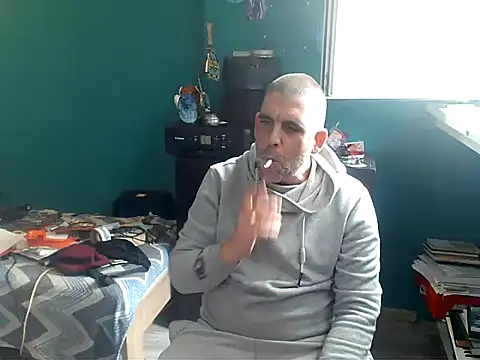 YouWantMe666 online show from 10/01/25, 01:48