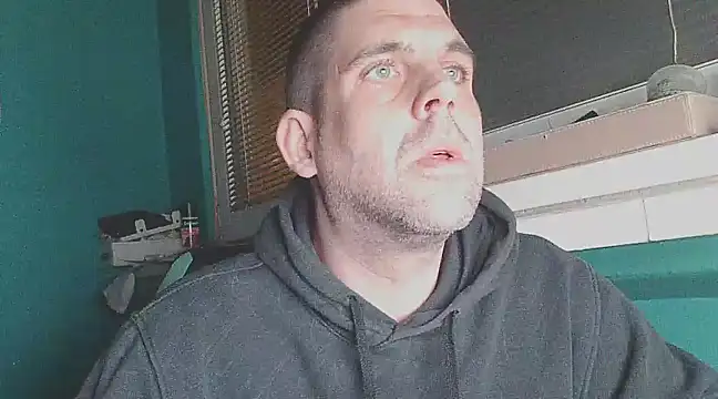 YouWantMe666 online show from 02/18/25, 08:36