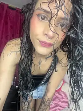 Snapshot of samy_foox chatting on 06/03/26, 02:01 samy foox online show from 06/03/26, 02:01