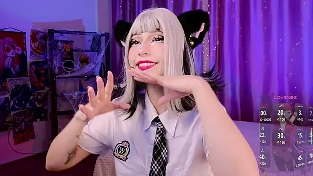 Carolina Leep online show from 11/04/25, 01:59