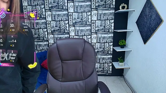 Snapshot of Gissel_Angel chatting on 09/18/25, 08:12 Gissel Angel online show from 09/18/25, 08:12