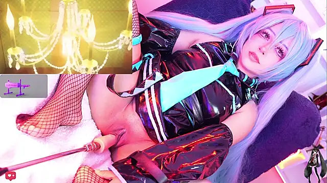 soffy garcia online show from 11/13/25, 02:37