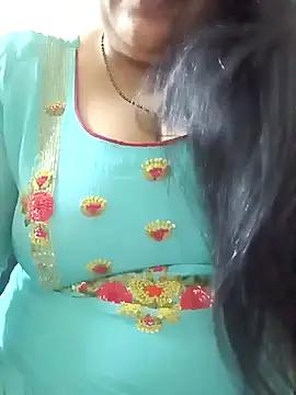 Snapshot of sneha_rose chatting on 01/13/25, 03:34 sneha rose online show from 01/13/25, 03:34