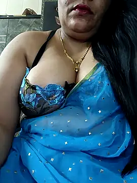 Snapshot of sneha_rose chatting on 07/13/26, 06:02 sneha rose online show from 07/13/26, 06:02
