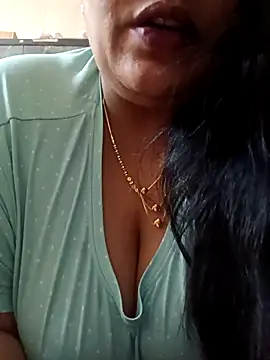 Snapshot of sneha_rose chatting on 02/25/25, 07:31 sneha rose online show from 02/25/25, 07:31
