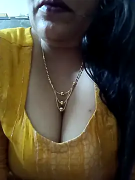 Snapshot of sneha_rose chatting on 02/27/25, 04:35 sneha rose online show from 02/27/25, 04:35