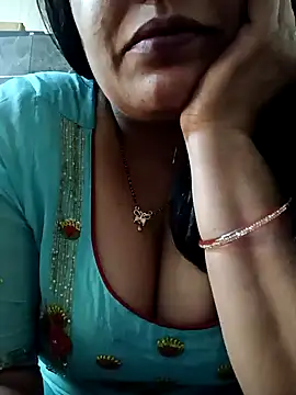 Snapshot of sneha_rose chatting on 01/13/25, 06:38 sneha rose online show from 01/13/25, 06:38