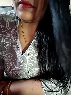Snapshot of sneha_rose chatting on 10/06/25, 06:03 sneha rose online show from 10/06/25, 06:03