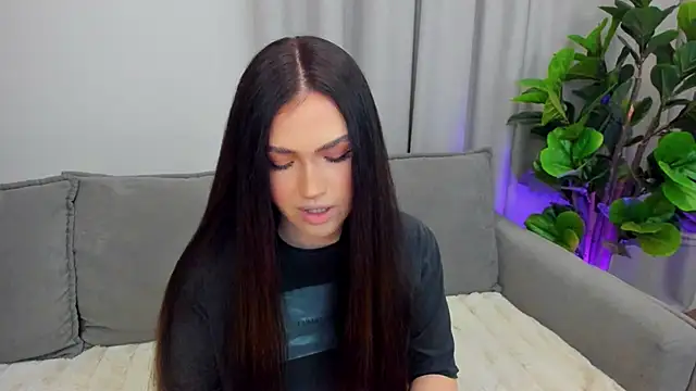 sexyangeloux online show from 04/17/26, 08:44