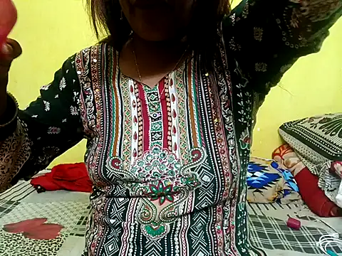 Snapshot of Sexyranibhabhi chatting on 11/25/25, 03:01 Sexyranibhabhi online show from 11/25/25, 03:01