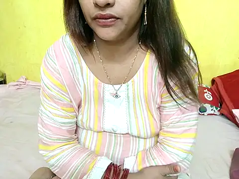 Snapshot of Sexyranibhabhi chatting on 11/04/25, 02:54 Sexyranibhabhi online show from 11/04/25, 02:54