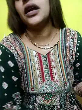 Snapshot of Sexyranibhabhi chatting on 05/16/26, 01:54 Sexyranibhabhi online show from 05/16/26, 01:54