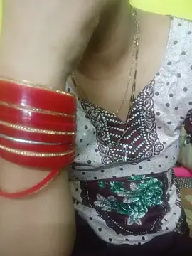 Snapshot of Sexyranibhabhi chatting on 05/15/26, 02:37 Sexyranibhabhi online show from 05/15/26, 02:37