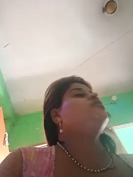 Snapshot of Sexyranibhabhi chatting on 06/18/26, 01:59 Sexyranibhabhi online show from 06/18/26, 01:59