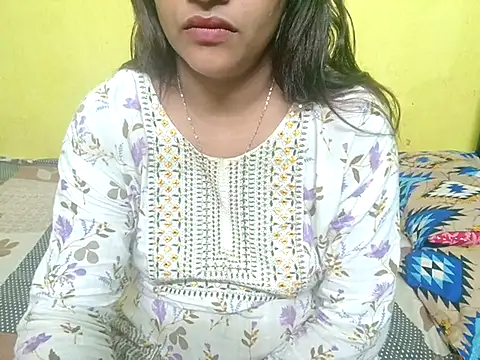 Snapshot of Sexyranibhabhi chatting on 10/29/25, 02:38 Sexyranibhabhi online show from 10/29/25, 02:38