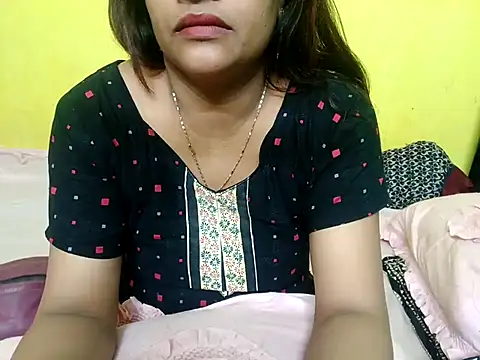 Snapshot of Sexyranibhabhi chatting on 11/02/25, 02:33 Sexyranibhabhi online show from 11/02/25, 02:33
