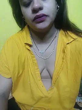 Snapshot of Sexyranibhabhi chatting on 06/10/26, 04:57 Sexyranibhabhi online show from 06/10/26, 04:57
