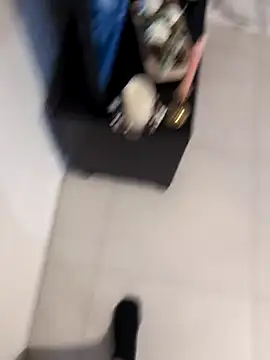 pedrolitoo1203 online show from 12/03/24, 05:49