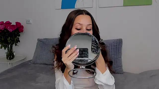 SelenaRousey online show from 11/21/25, 07:07